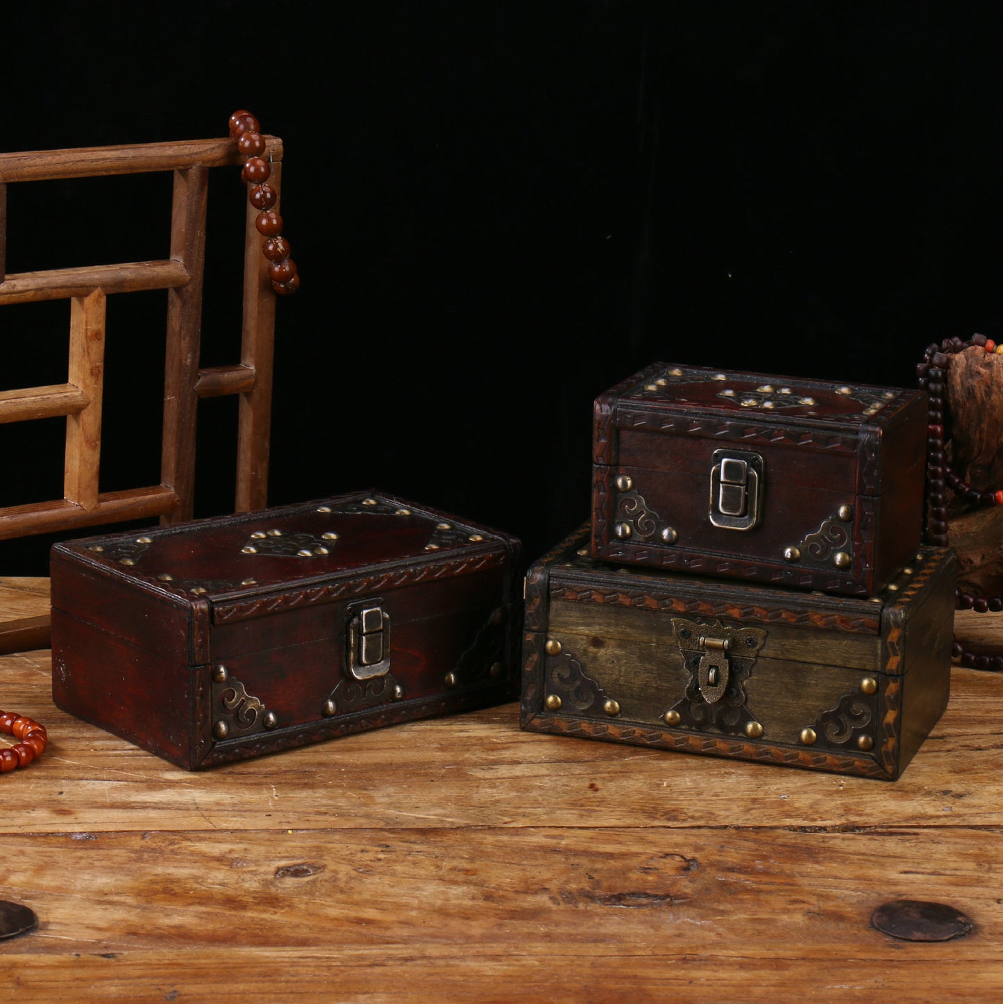 The Paw Print Keepsake | Small Wooden Urn for Cats & Tiny Pets | Lovenary