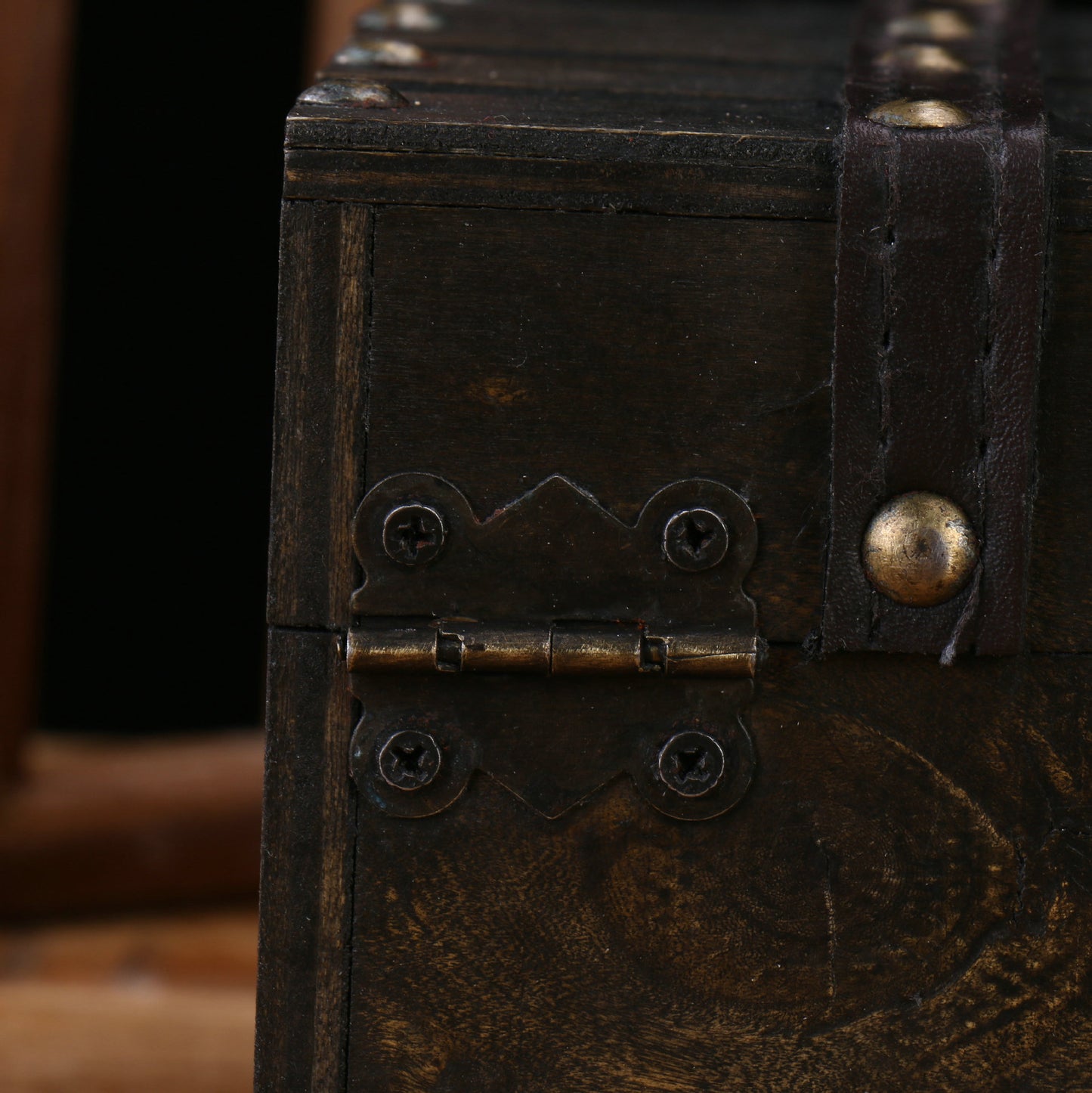 The Paw Print Keepsake | Small Wooden Urn for Cats & Tiny Pets | Lovenary